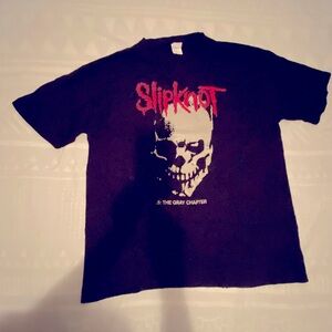 Men’s 2XL tee shirt